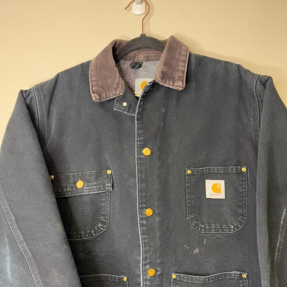 Vintage 90s Carhartt Distressed Blanket Lined Chore Barn Jacket 44 R - Picture 6 of 16
